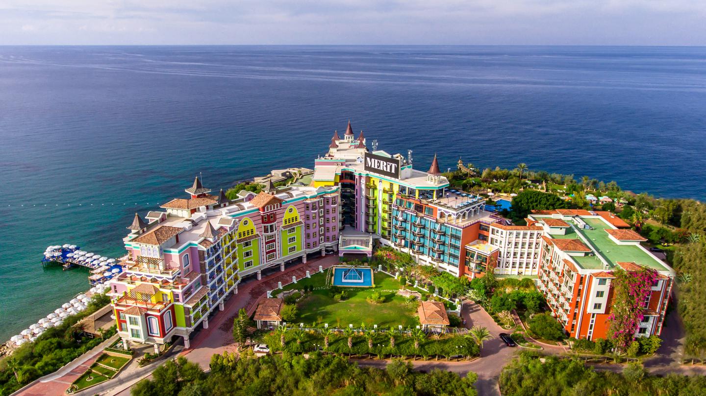 Merit Crystal Hotel