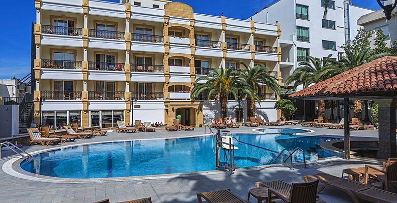 Pia Bella Hotel